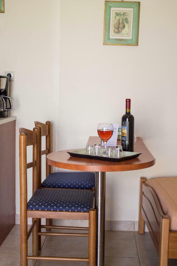 Sun & Sea Apartment Mochlos Luaran gambar